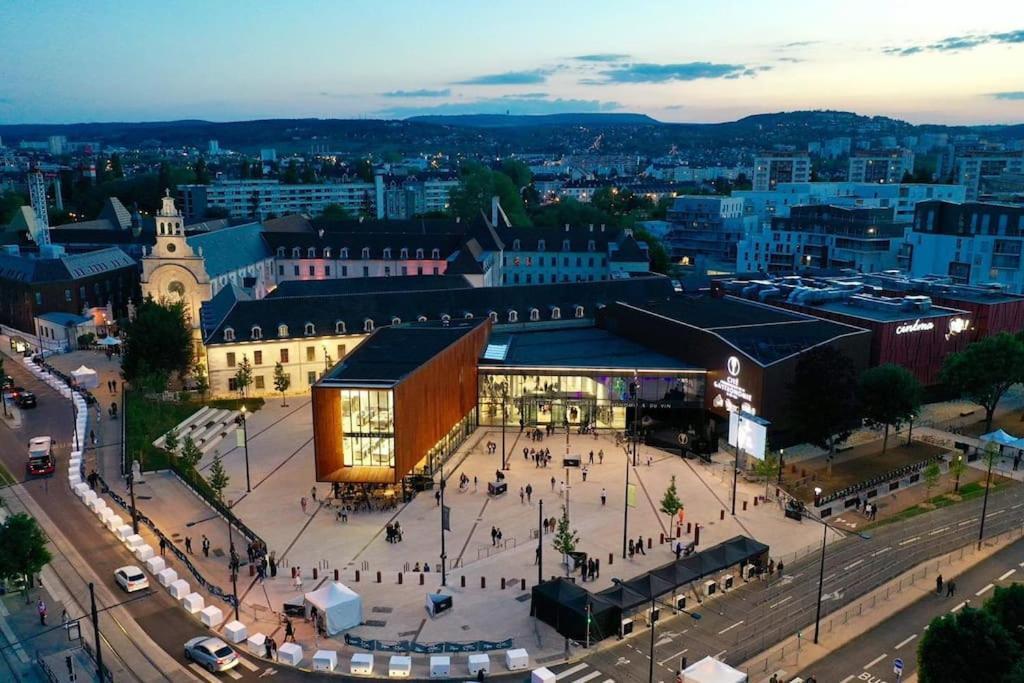 Le Sweet 70'S : Au Coeur Du Centre Historique Lägenhet Dijon Exteriör bild